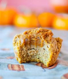 Pumpkin Pie Stuffed Pumpkin Muffins