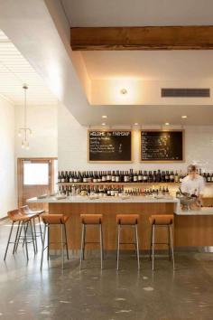 
                        
                            Commune Farmshop Marin | Yellowtrace
                        
                    