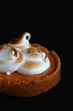 honey pumpkin meringue tart