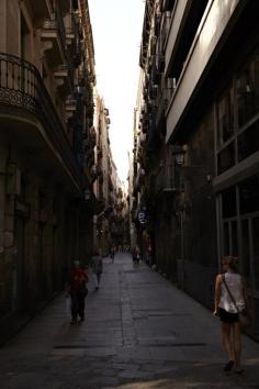 Pics from my recent trip to Europe: Walking the Gothic Quarter in Barcelona, Spain