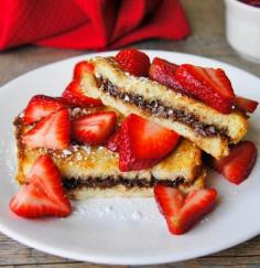 
                    
                        Nutella French Toast with Strawberries -- Treat your Honey to breakfast in bed!
                    
                