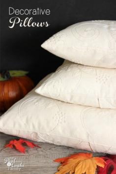 Easy sewing project to make pretty fall decorative pillows for my fall home decor