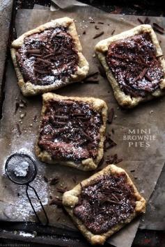 
                        
                            Brownie Pies #STORETS #Inspiration #Food
                        
                    