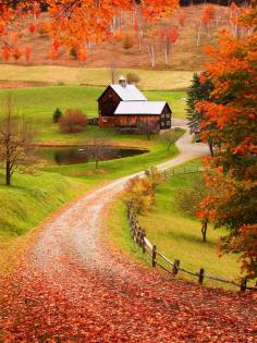 Sleepy Holly Farm, Woodstock, Vermont  photo from Icabod Crane on tumblr