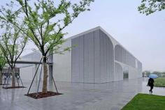 
                    
                        Long Musuem West Bund by Atelier Deshaus | www.yellowtrace.c...
                    
                