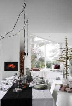 
                    
                        a black & white christmas home..
                    
                