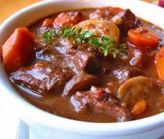
                    
                        Slow Cooker Beef Soup with Red Wine Recipe
                    
                