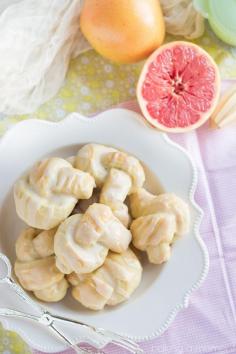 
                    
                        Grapefruit Bowknots
                    
                