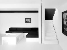 
                    
                        House Saint-Forget by Andre Wogenscky | www.yellowtrace.c...
                    
                