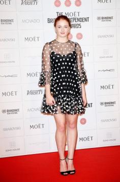 
                    
                        Elizabeth's Wardrobe | Sophie Turner at the British Independent Film Awards
                    
                