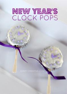 NEW YEAR'S CLOCK POPS  |  OHMY-CREATIVE.COM great for baby shower as a rattle...