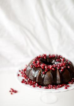 
                    
                        Chocolate Pomegranate Bundt Cake | Sabores de Canela
                    
                