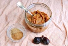 
                    
                        This Spiced Baby Food Recipe Will Make Your Baby Smile #diy #gourmet trendhunter.com
                    
                