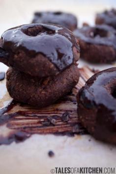 
                    
                        Healthy hazelnut chocolate mini donuts made of quinoa flour, with avocado and baked  //  vegan
                    
                
