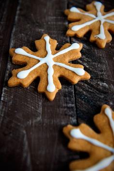 
                    
                        BUTTERSCOTCH GINGERBREAD COOKIES
                    
                