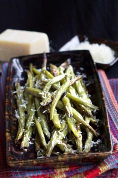 
                    
                        Garlic Roasted Green Beans - Erren's Kitchen - This simple, rustic one pot recipe makes a side dish with a heavy hit of delicious garlic. It's great for entertaining or simple weeknight dinners.
                    
                