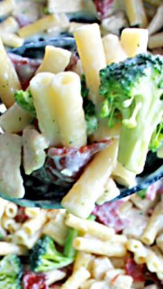 
                    
                        Chicken Bacon Ranch Pasta Skillet Recipe ~ this would work great also with peas, peppers or green beans.
                    
                