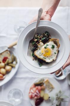 
                    
                        Lentils with mushrooms, kale and eggs | Cannelle et Vanille
                    
                