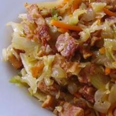 Fried Cabbage with Bacon, Onion, and Garlic Recipe pretty good side dish for fall...❤❤❤❤ seemed unhealthy but good
