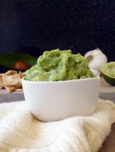 Life Tastes Good: Simple Guacamole Recipe #appetizer #spread #dip #Mexican