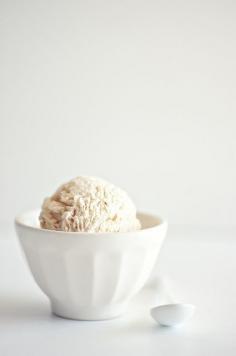 Cinnamon Ice Cream // white