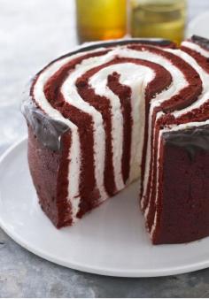 
                    
                        Vertical Red Velvet Cake
                    
                