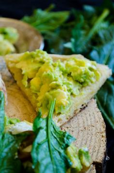 
                    
                        Spinach and avocado sandwich. A very healthy yet tasty sandwich with avocado, spinach, feta and jalapeno | giverecipe.com | #avocado #spinach #sandwich #healthy
                    
                