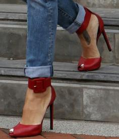 
                    
                        20 Trendy Shoe Styles On The Street For 2014 — Style Estate
                    
                
