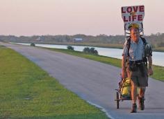 
                    
                        Trail Therapy 'Love Life': The 34,000 Mile Journey of Steve Fugate niceartlife.com/...
                    
                