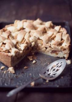 
                    
                        OLD FASHIONED DUTCH APPLE TART
                    
                