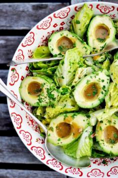 
                    
                        Avocado and romaine salad with shallot vinaigrette on dashandbella.blog...
                    
                