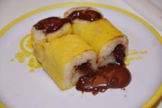 
                    
                        These Nutella Sushi Rolls Blend the Best of Both Worlds #food trendhunter.com
                    
                