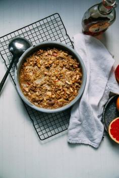 
                    
                        hearty apple-spice buckwheat bake #vegan #glutenfree // via Laura | The First Mess
                    
                