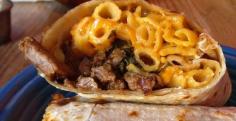 
                    
                        A San Francisco Restaurant is Selling a Mac and Cheese Burrito #food trendhunter.com
                    
                