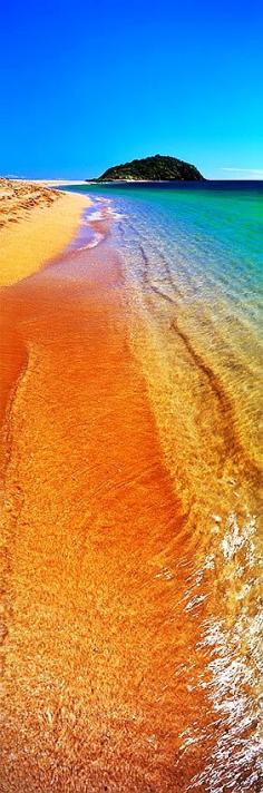 
                    
                        THE Gorgeous Langford Reef, Located In Queensland, Australia
                    
                