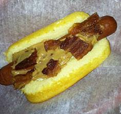 
                    
                        The Twilly Beef Hot Dog Uses a Twinkie as the Bun #food trendhunter.com
                    
                