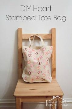 
                    
                        Did you know you can use a toilet paper roll to stamp hearts onto a tote bag?! Super cute and it only takes a few minutes!
                    
                