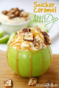 Snicker Caramel Apple Dip featured on Creative Spark Link Party | Weekend Craft