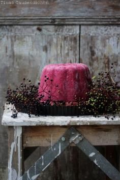 Elderberry plum ice cream cake....so amazing | Tina's Tausendschön: Holunder - Zwetschgen Eis "Törtchen"