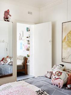 
                    
                        The South Yarra apartment of Ellie King and Cale Sexton. Photo – Eve Wilson, Production – Lucy Feagins on thedesignfiles.net
                    
                
