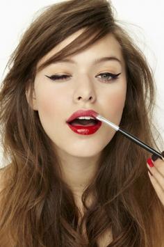 Winged cat eye and red lips. Classic makeup!