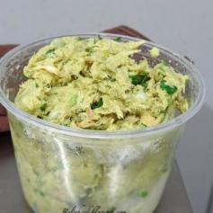 
                    
                        Avocado Chicken Salad - 2 or 3 shredded cooked chicken breasts, 1 avocado, ¼ of an onion, juice of ½ a lime, 2 T cilantro, salt and pepper. Mix & eat.
                    
                