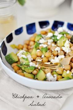 Chickpea + Avocado Salad Roast die chick peas