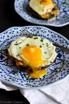 
                    
                        Portobello Baked Eggs with Spinach and Smoked Gouda Recipe...Fantastic flavors!  133 calories and 4 Weight Watchers PP | cookincanuck.com #vegetarian
                    
                