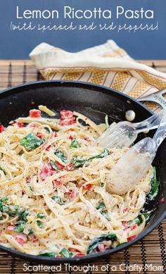 change out pasta for spaghetti squash or zucchini. Light and easy pasta dish: Lemon Ricotta Pasta w/ Spinach and Red Peppers #lemon #pasta #recipe