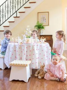 
                    
                        Easter Kids' Table Ideas! Cute and easy ideas.
                    
                