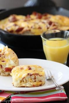 
                    
                        Cheesy Bacon Biscuit Pull Aparts- great breakfast for overnight guests!
                    
                