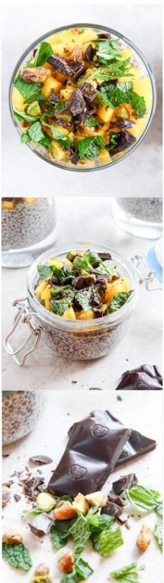 
                    
                        VANILLA BEAN CHIA PUDDING - with mango, fresh mint and dark chocolate. one of my favorite healthy snacks. I howsweeteats.com
                    
                