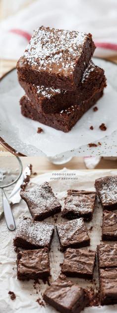 
                    
                        Decadent Stout Chocolate Brownies Plus 20 More Great Stout Recipes including short ribs, pie, milkshakes and more! | foodiecrush.com
                    
                
