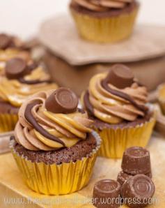 
                    
                        Rolo Brownie Cupcakes....brownie batter with caramel in the center with chocolate and caramel frosting swirled together.
                    
                
